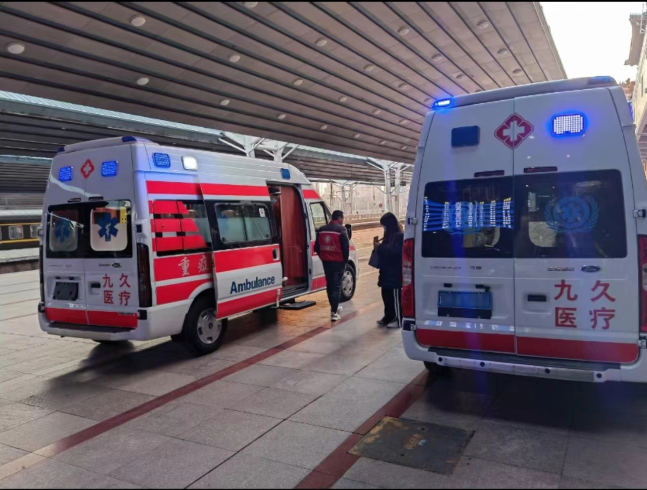 休宁县救护车长途转运